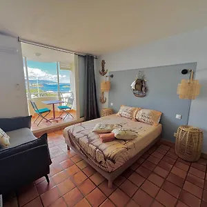  Appart hôtel La Caravelle - Studio Lumineux En Bord De Plage A Tartane